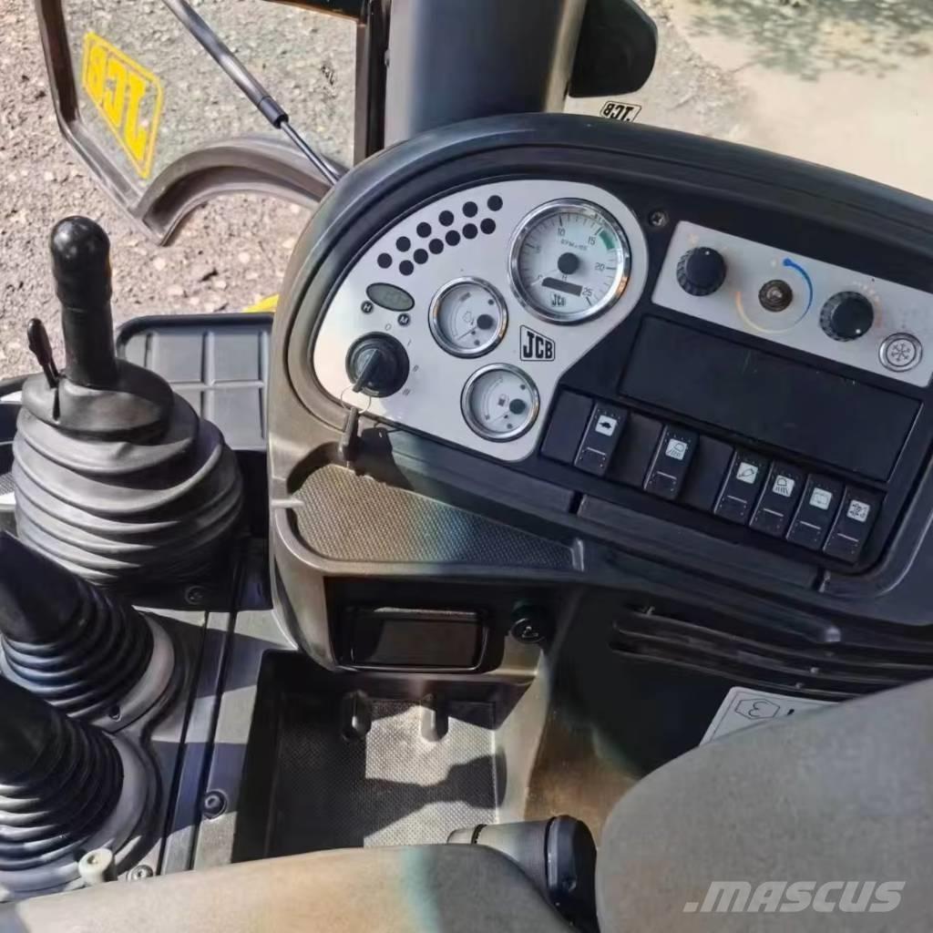 JCB 3CX バックホーローダー