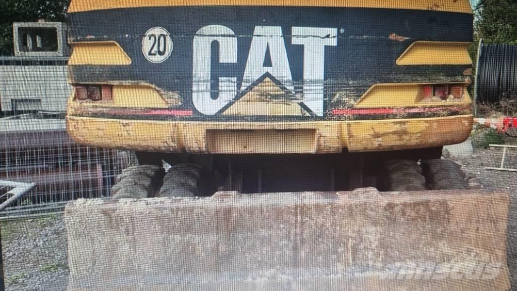 CAT M 315 ホイール式油圧ショベル（パワーショベル・ユンボ・バックホー）