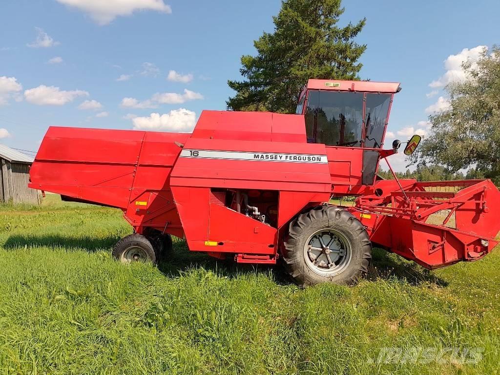 Massey Ferguson 16 コンバイン