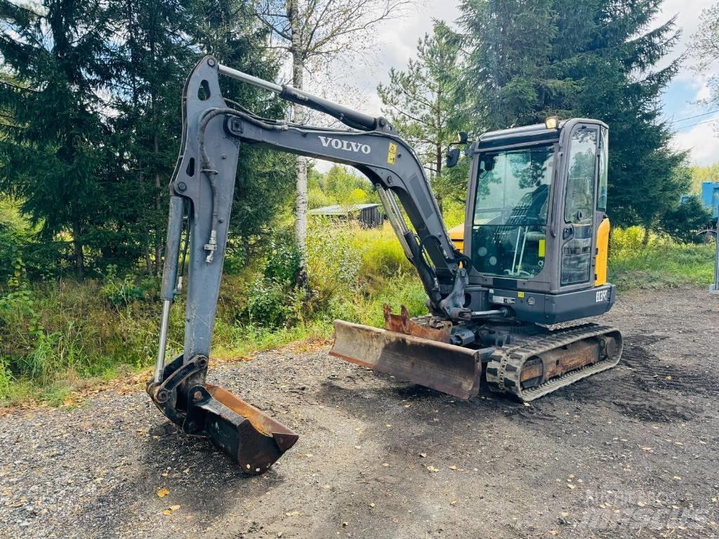 Volvo EC 35 C ミニ油圧ショベル 7t以下（ミニユンボ・ミニディガー）