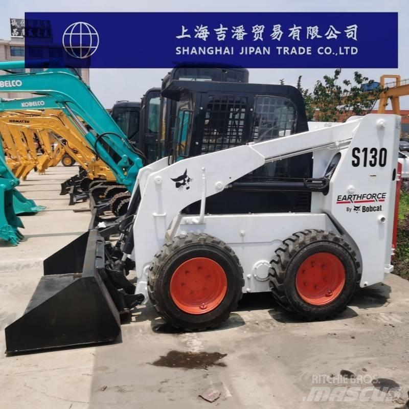 Bobcat S 130 スキッドステアローダー