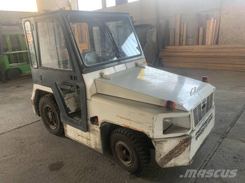Nissan TD2500 V-2579 空港特殊機械設備