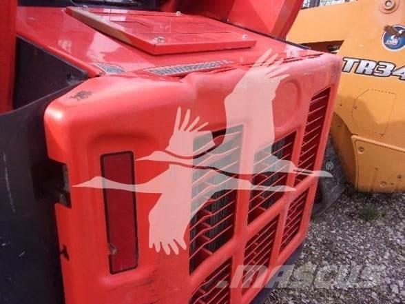 Kubota SVL97-2 スキッドステアローダー