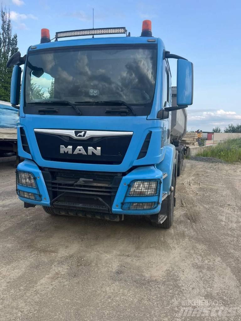 MAN TGS 中古トラクターヘッド | トレーラーヘッド