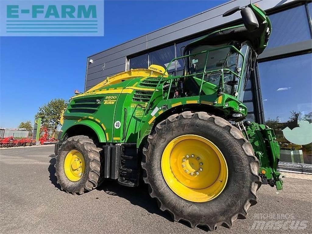 John Deere 8600 自走式フォレージハーベスター