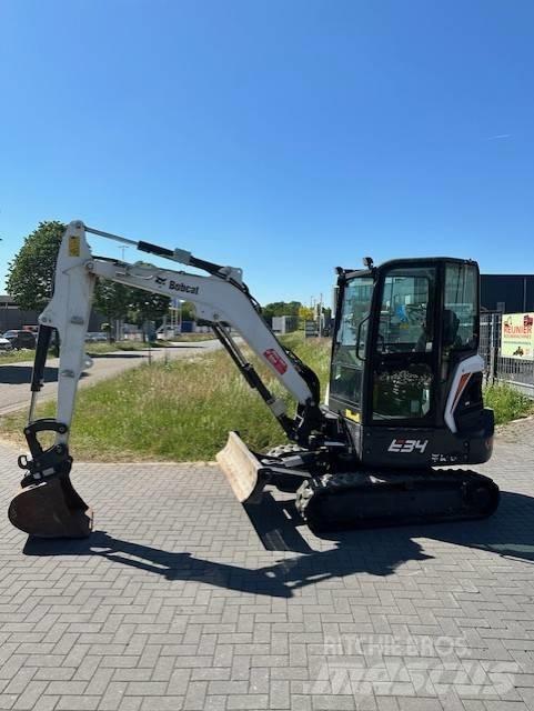 Bobcat E34 ミニ油圧ショベル 7t以下（ミニユンボ・ミニディガー）
