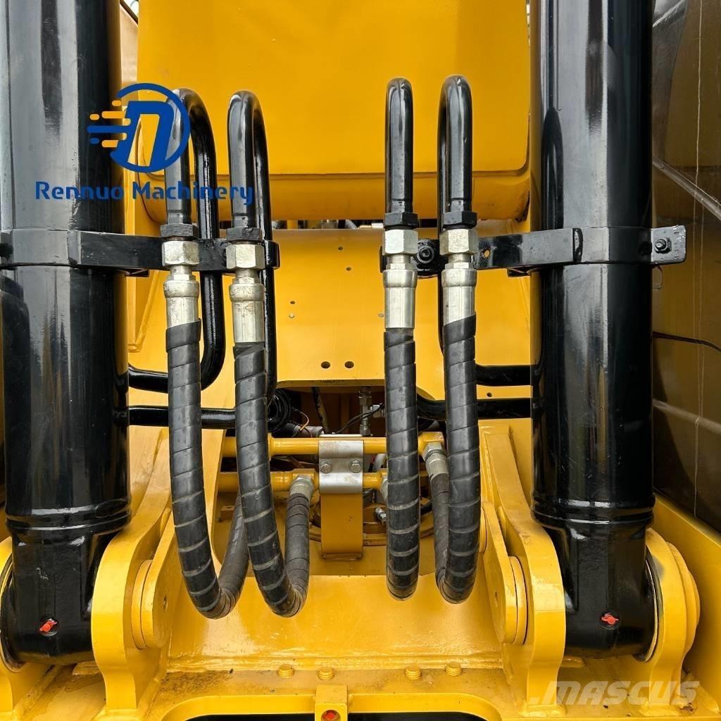 CAT 320D2 大型油圧ショベル12t以上（パワーショベル・ユンボ）