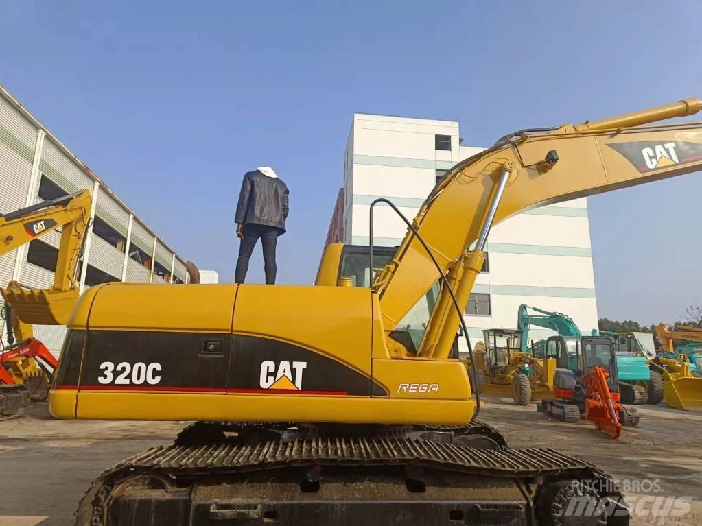 CAT 320 C 大型油圧ショベル12t以上（パワーショベル・ユンボ）