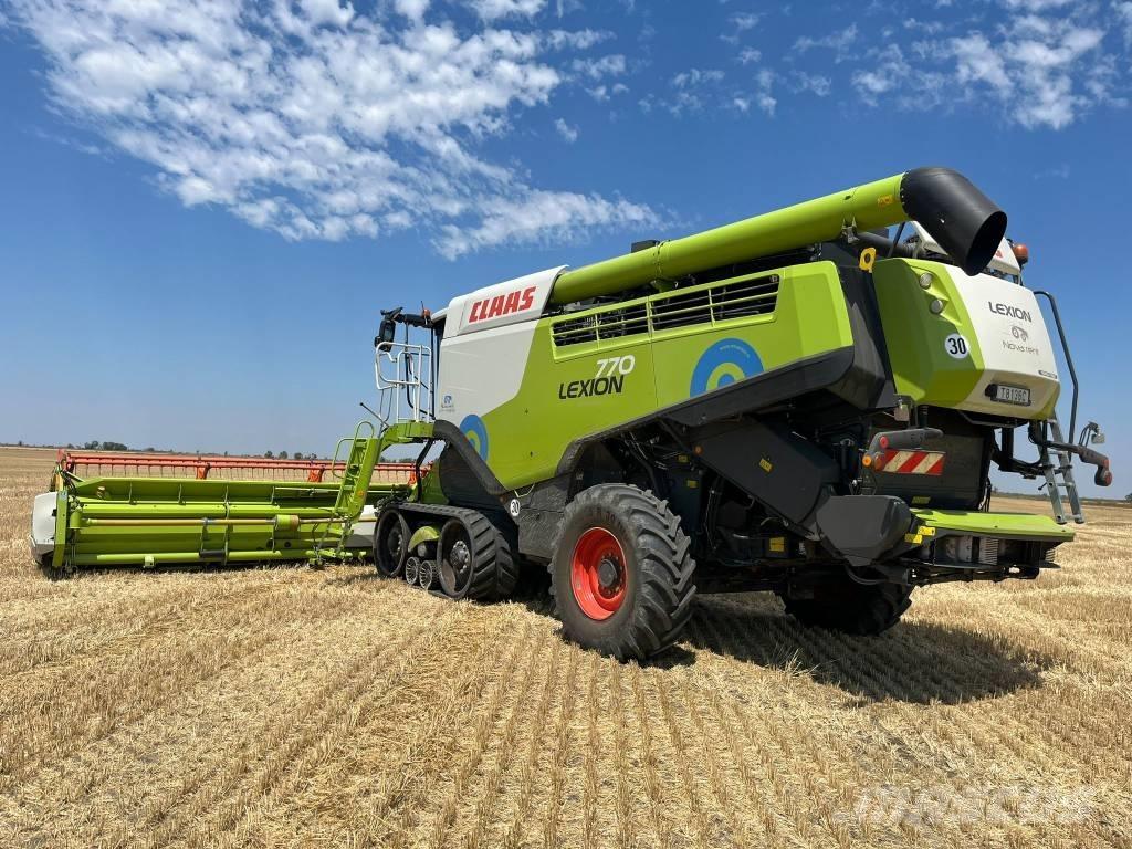 CLAAS Lexion 770 TT コンバイン