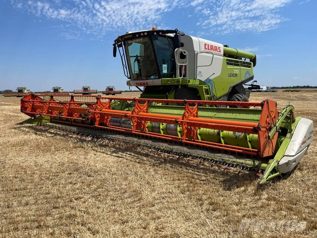 CLAAS Lexion 770 TT コンバイン