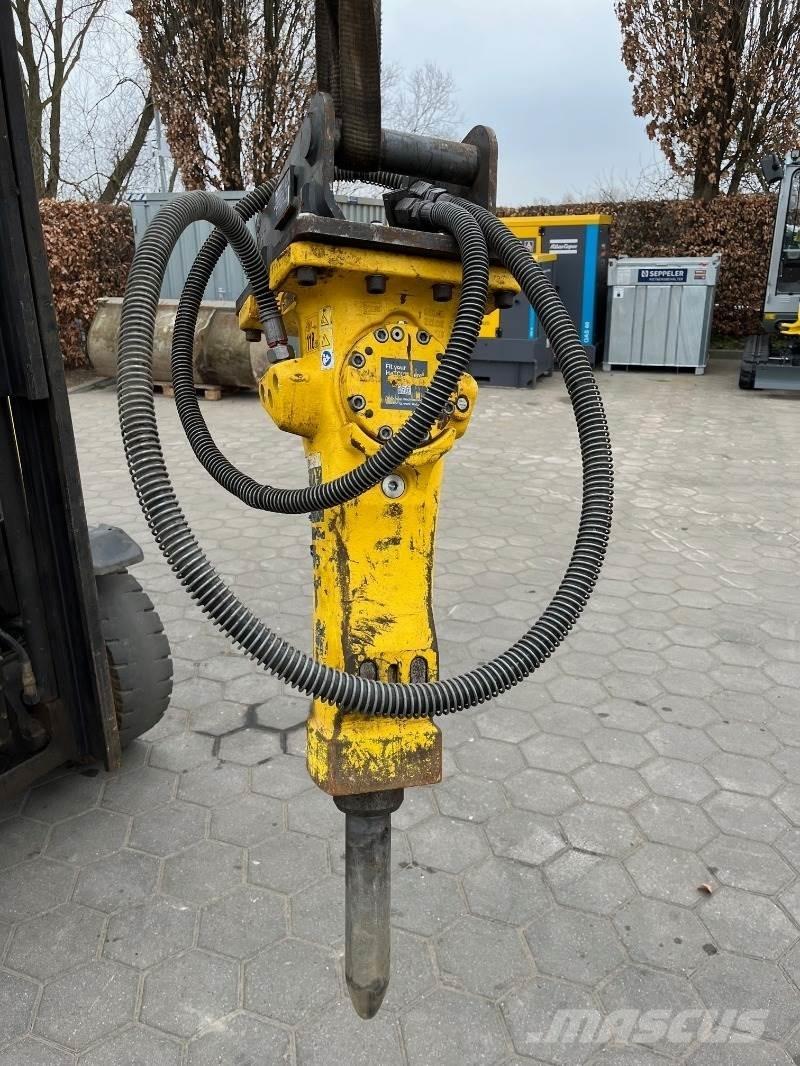 Atlas Copco SB202 ハンマー／ブレーカ