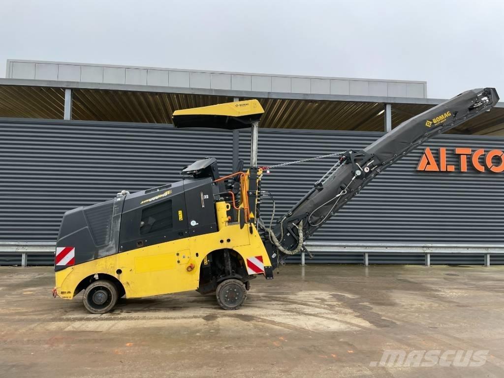 Bomag BM 500/15-2 アスファルトコールドミリングマシーン