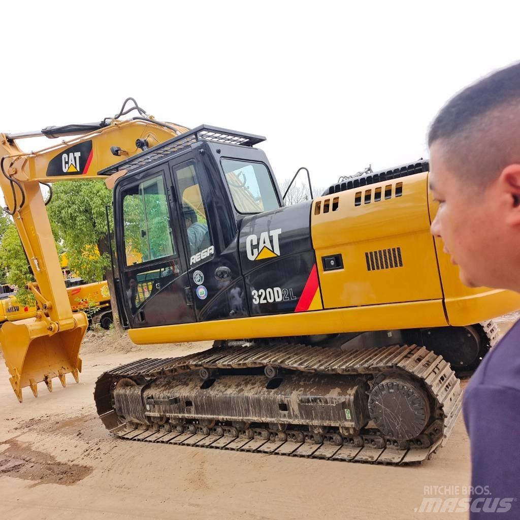 CAT 320 D 大型油圧ショベル12t以上（パワーショベル・ユンボ）