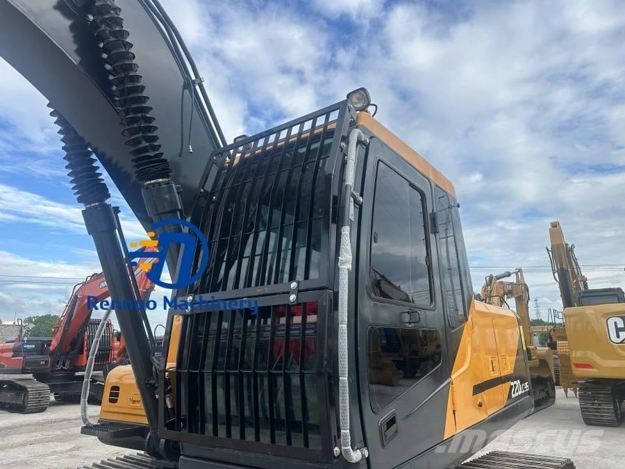 Hyundai R220LC-9S 大型油圧ショベル12t以上（パワーショベル・ユンボ）