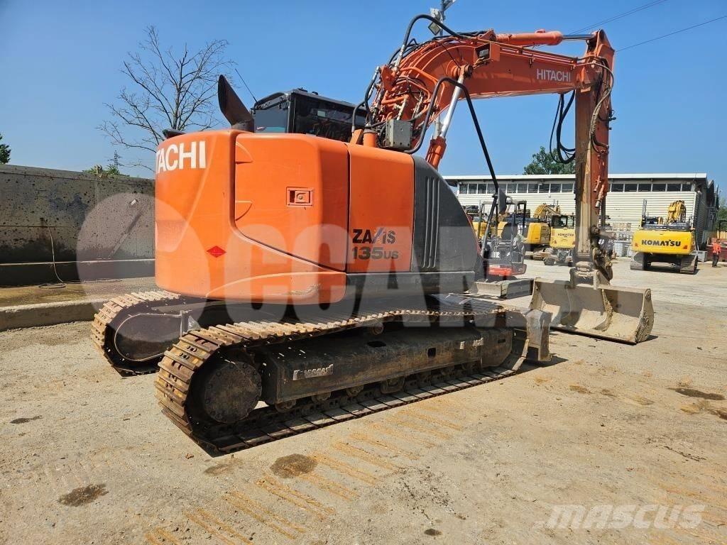 Hitachi ZX 135 US 大型油圧ショベル12t以上（パワーショベル・ユンボ）