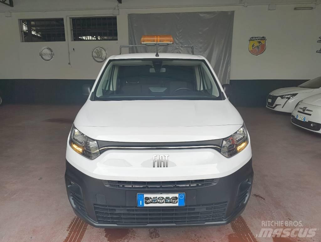 Fiat Doblo パネルバン