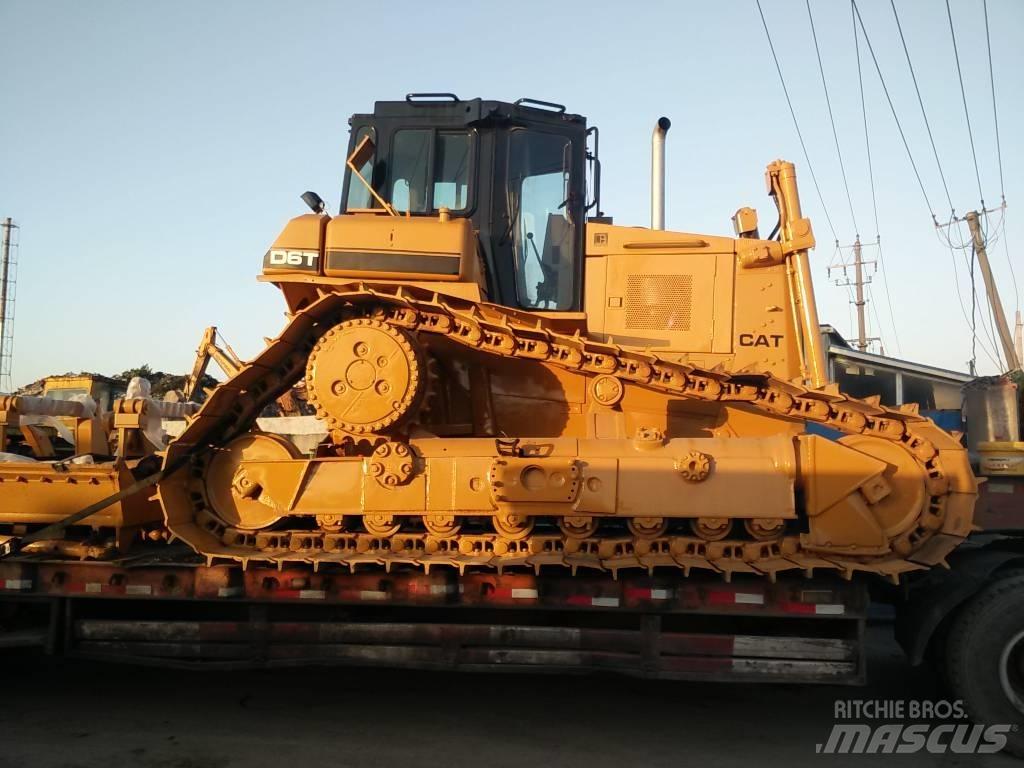CAT D 6 T LGP ブルドーザー