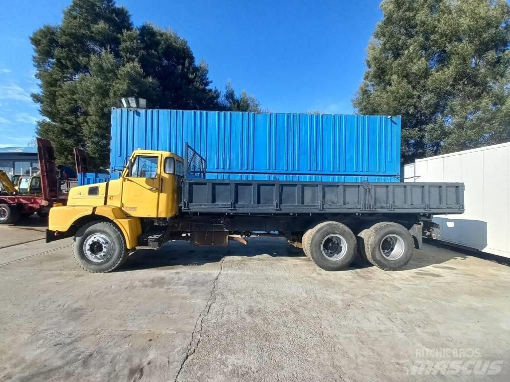 Volvo N 1025 ダンプ