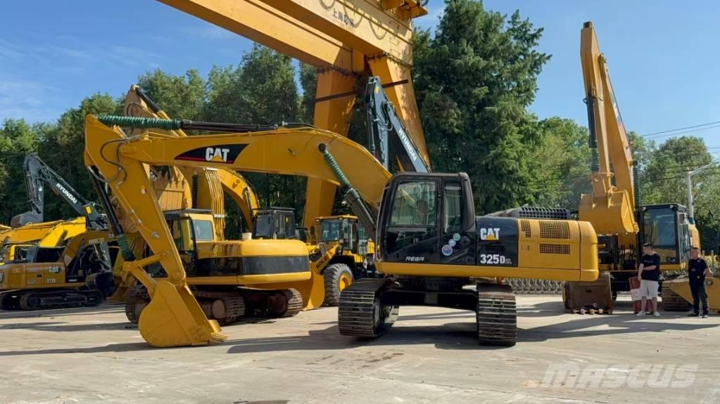 CAT 325 D L 大型油圧ショベル12t以上（パワーショベル・ユンボ）