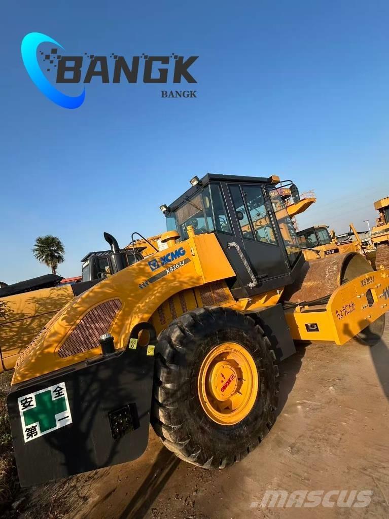 XCMG XS 263 J 振動ローラ