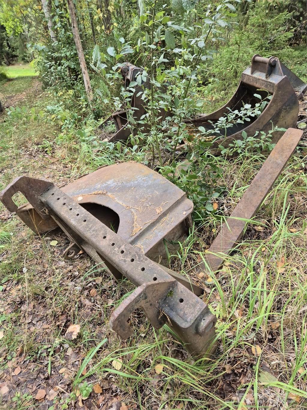  Trukkipiikit Volvo フォーク