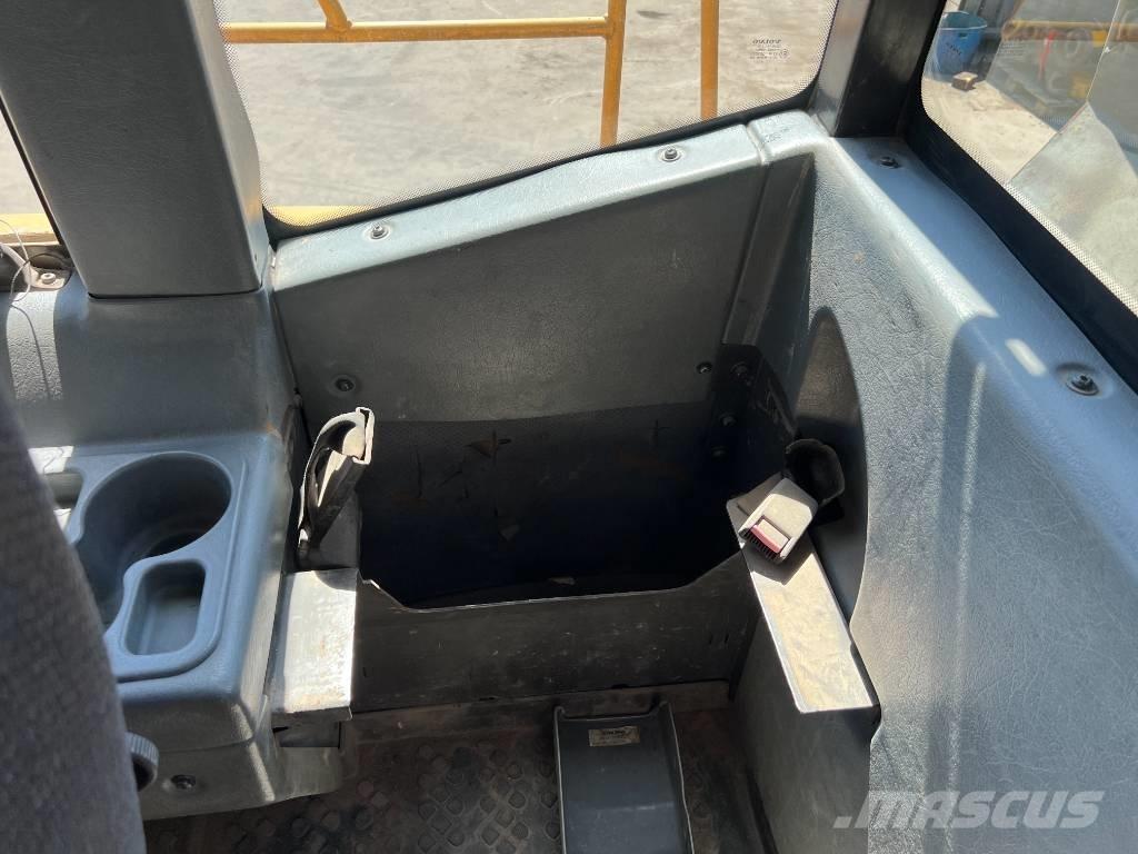 Volvo A40D アーティキュレート式ダンプトラック