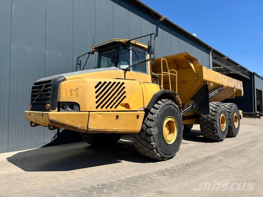 Volvo A40D アーティキュレート式ダンプトラック