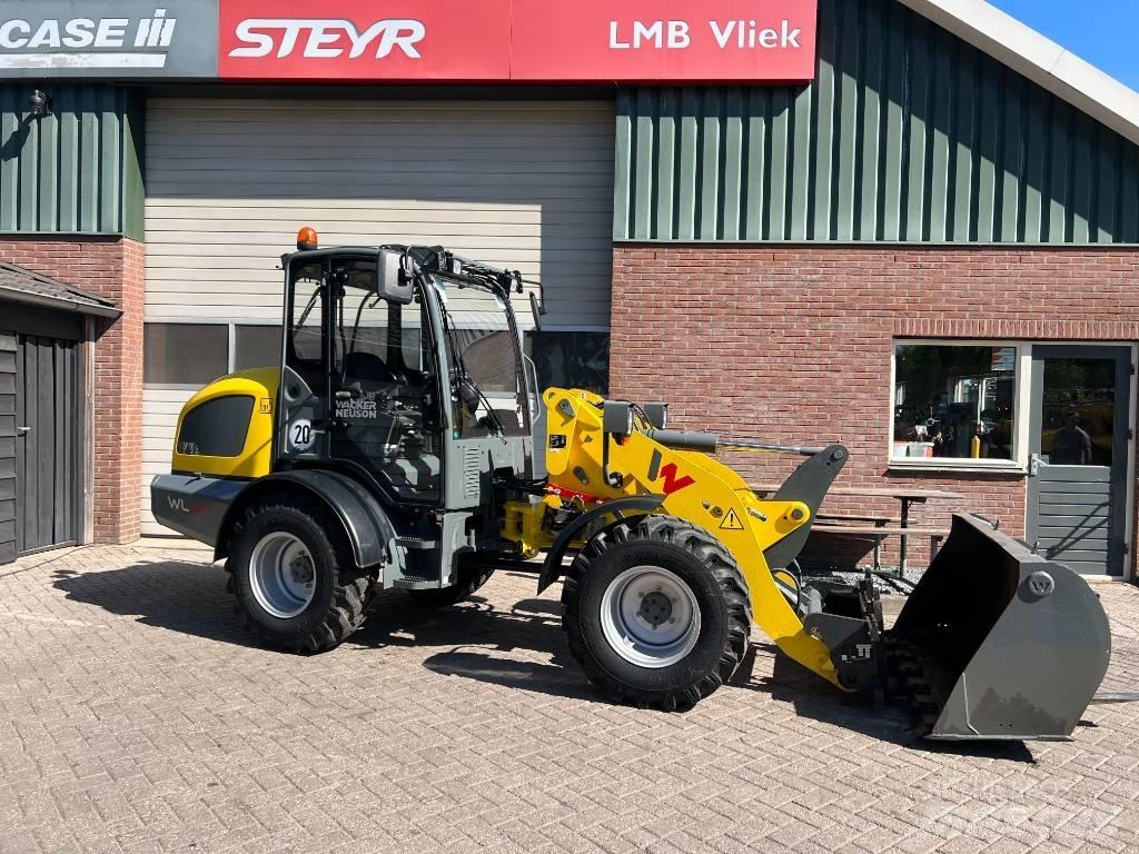 Wacker Neuson WL 44 ホイールローダー・タイヤショベル