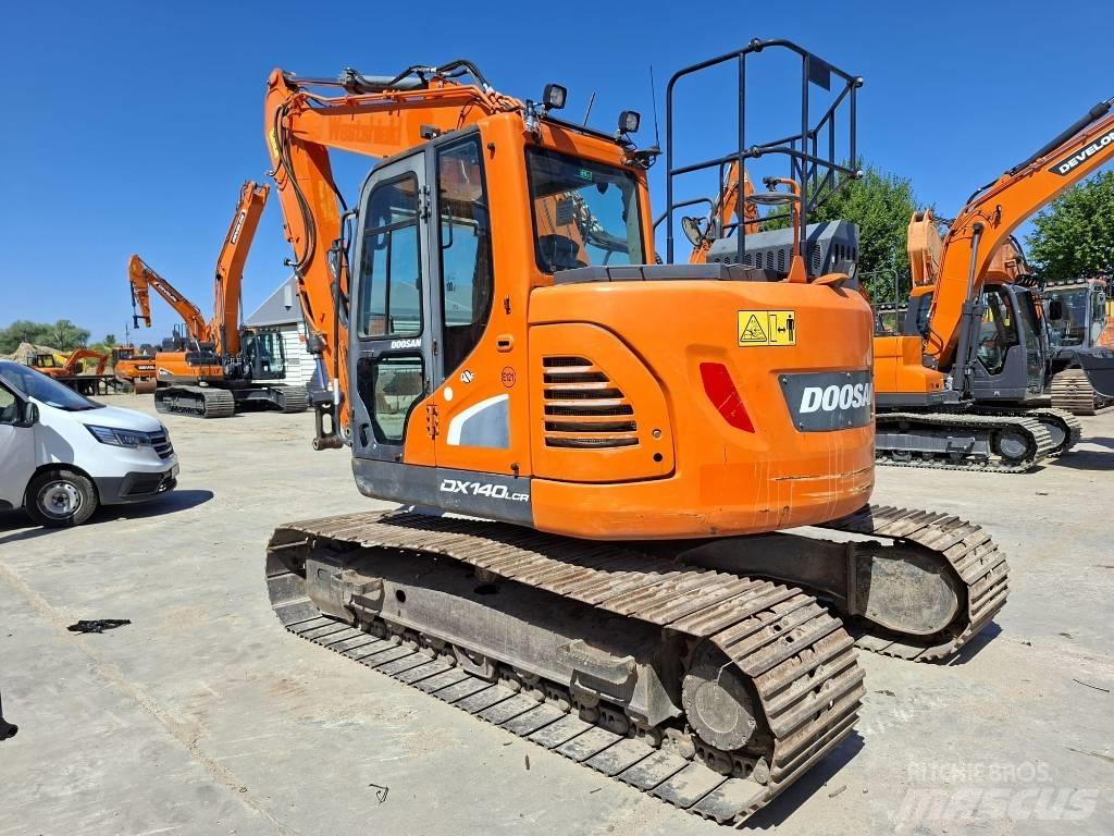 Doosan DX 140 LCR 大型油圧ショベル12t以上（パワーショベル・ユンボ）