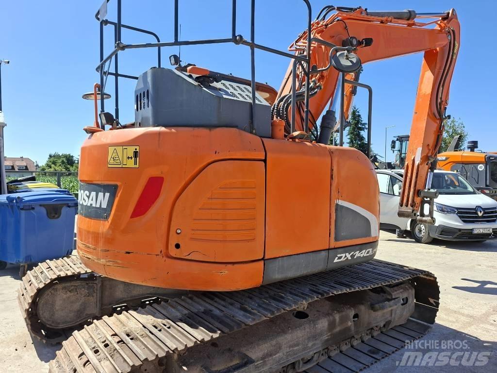 Doosan DX 140 LCR 大型油圧ショベル12t以上（パワーショベル・ユンボ）