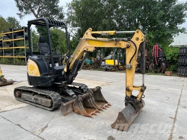 Yanmar VIO 25-4 ミニ油圧ショベル 7t以下（ミニユンボ・ミニディガー）