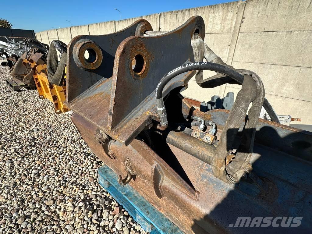 Hitachi ZX170-5B バックホー
