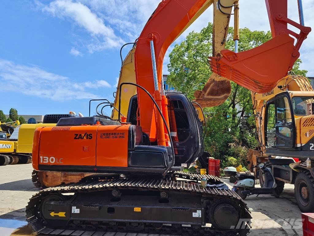 Hitachi ZX 130 LC 大型油圧ショベル12t以上（パワーショベル・ユンボ）