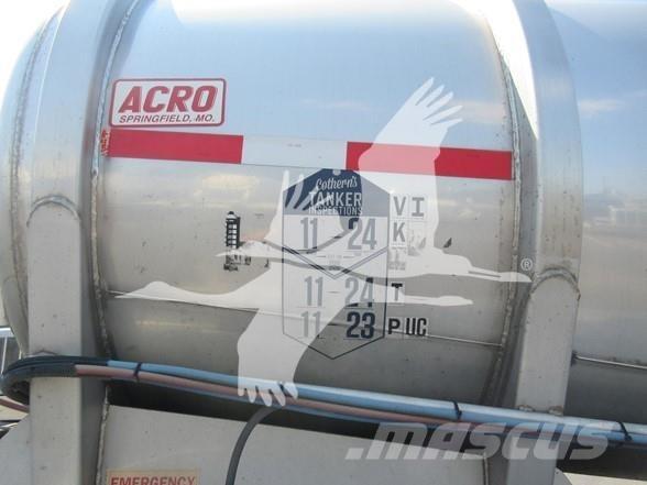 ACRO DOT 407 セミトレーラータンカー