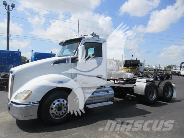 Kenworth T680 中古トラクターヘッド | トレーラーヘッド