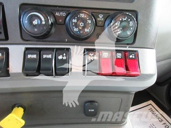 Kenworth T680 ダンプ