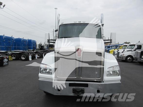 Kenworth T880 中古トラクターヘッド | トレーラーヘッド