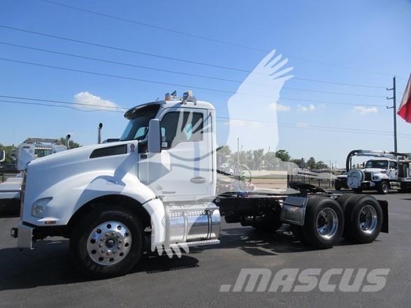Kenworth T880 中古トラクターヘッド | トレーラーヘッド