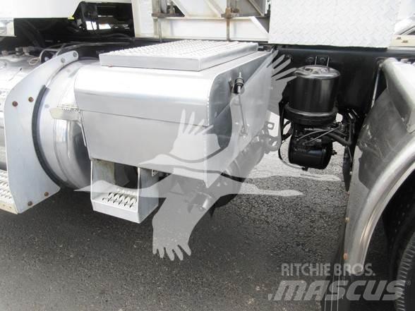 Peterbilt 367 中古トラクターヘッド | トレーラーヘッド