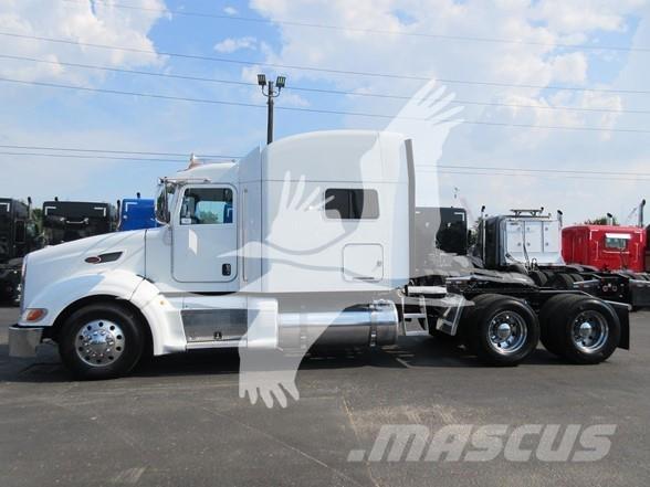 Peterbilt 386 中古トラクターヘッド | トレーラーヘッド