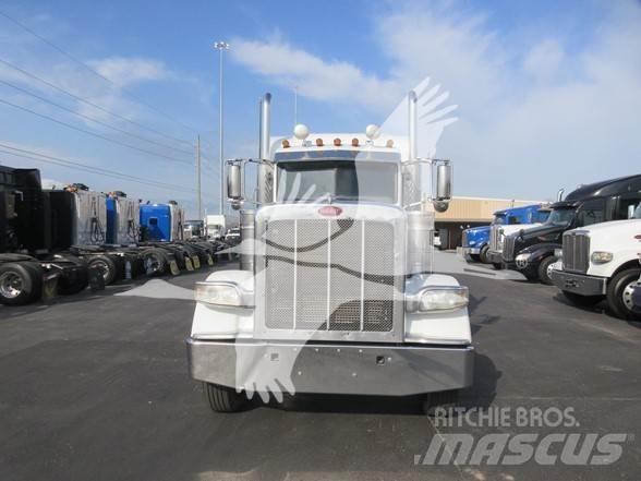 Peterbilt 389 中古トラクターヘッド | トレーラーヘッド