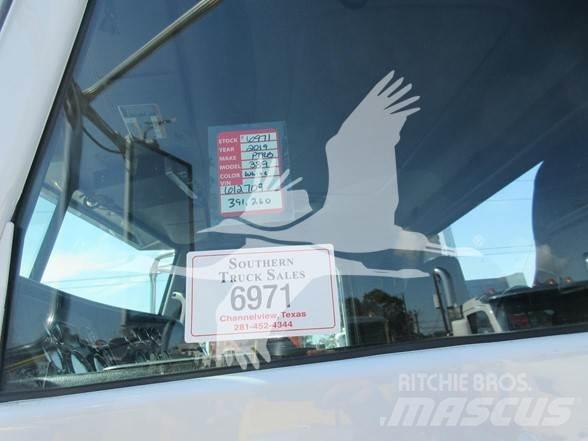 Peterbilt 389 中古トラクターヘッド | トレーラーヘッド