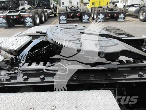 Peterbilt 389 中古トラクターヘッド | トレーラーヘッド