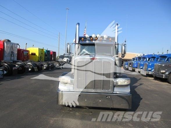 Peterbilt 389 中古トラクターヘッド | トレーラーヘッド