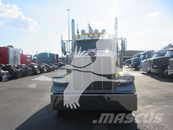 Peterbilt 389 中古トラクターヘッド | トレーラーヘッド