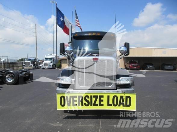 Peterbilt 567 中古トラクターヘッド | トレーラーヘッド