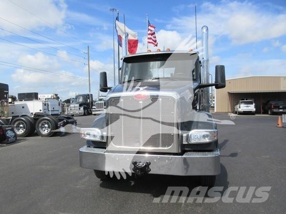 Peterbilt 567 中古トラクターヘッド | トレーラーヘッド