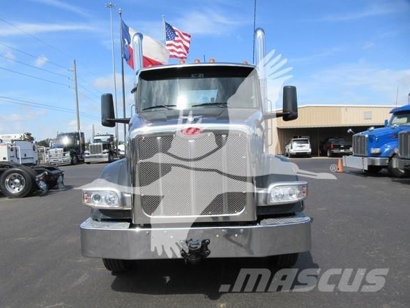 Peterbilt 567 中古トラクターヘッド | トレーラーヘッド