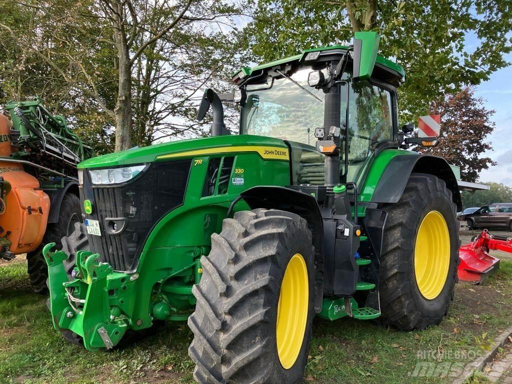 John Deere 7R 330 トラクター