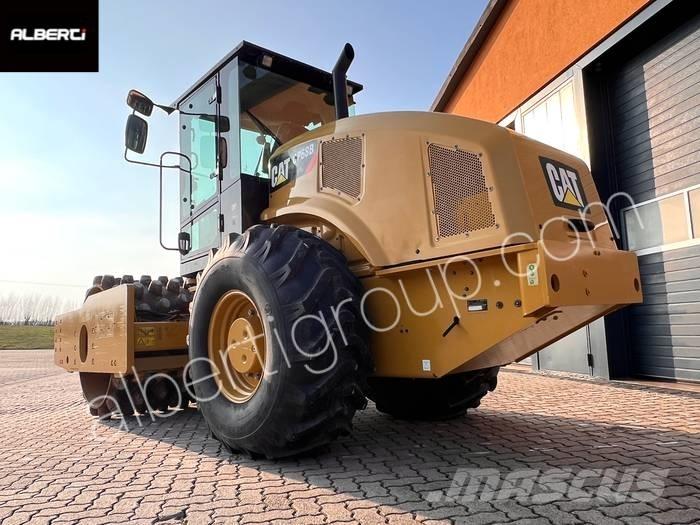 CAT CP 68 B 振動ローラ
